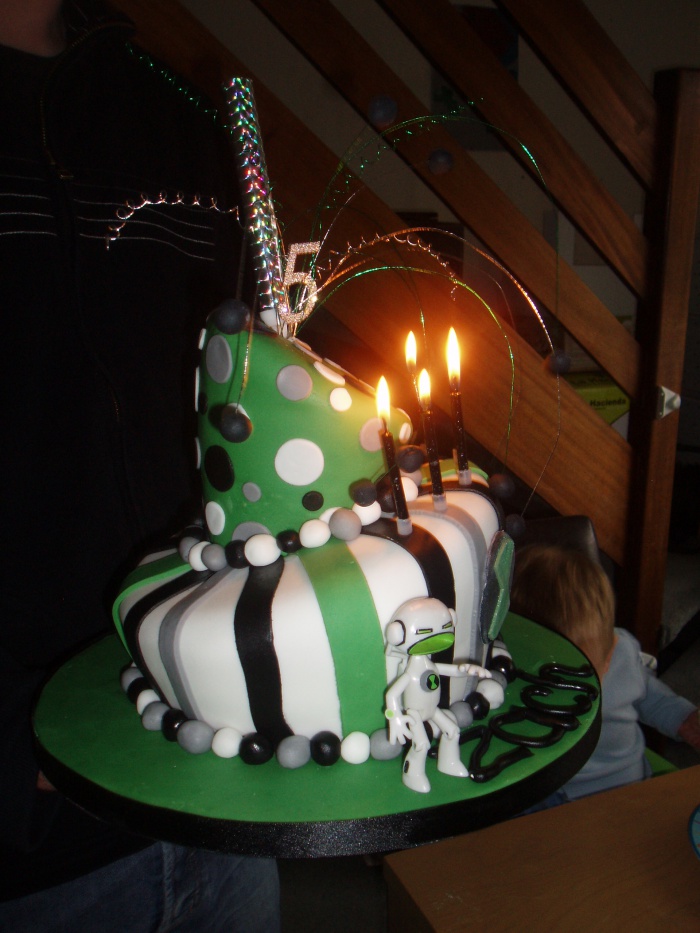 Green stripe Wonky Cake